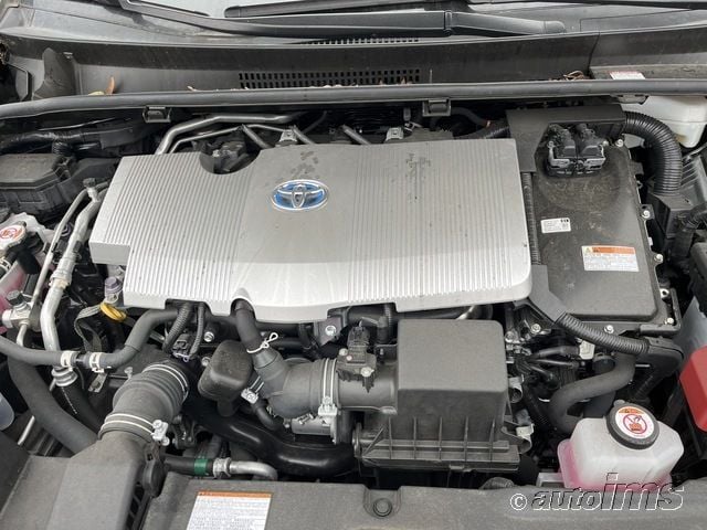 i41516845-2022-toyota-prius_13