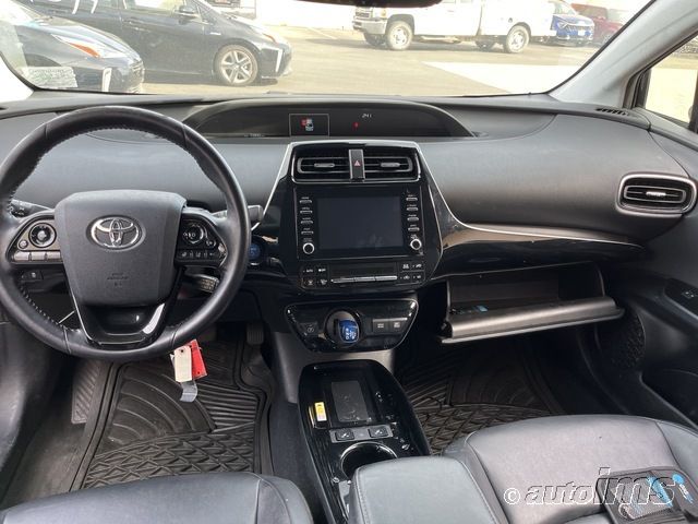 i41516850-2020-toyota-prius_9