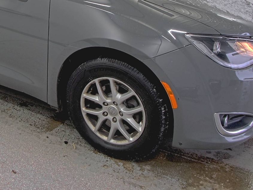 i41522861-2020-chrysler-pacifica_20