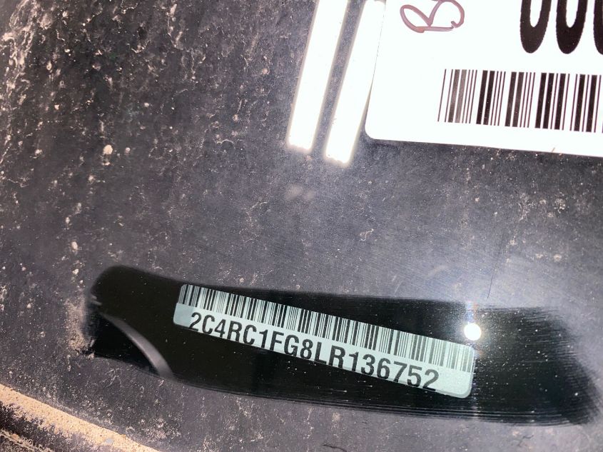 i41522861-2020-chrysler-pacifica_22