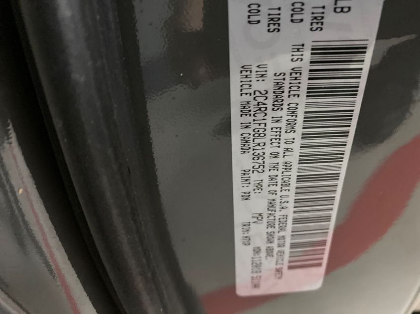 i41522861-2020-chrysler-pacifica_26
