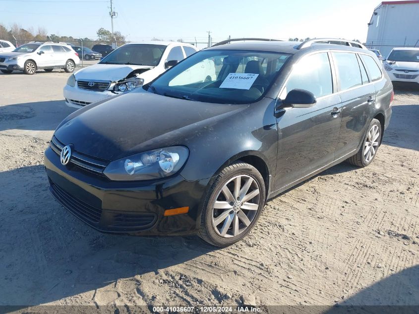 i41526532-2013-volkswagen-jetta-sportwagen_2