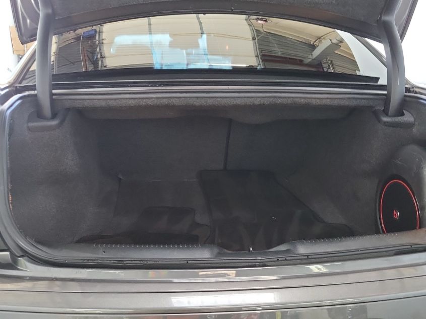 i41528710-2018-chrysler-300_24