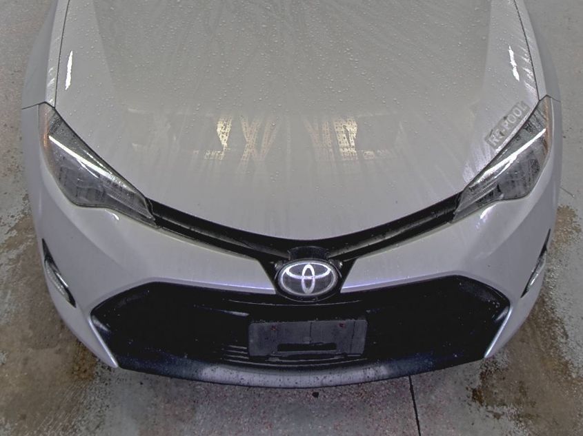 i41538375-2018-toyota-corolla_27