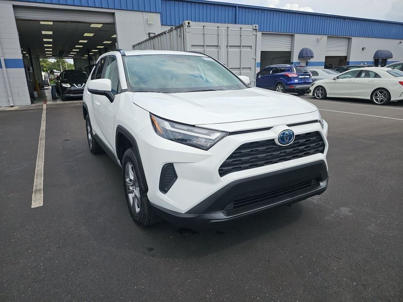 i41540262-2023-toyota-rav4-hybrid_15