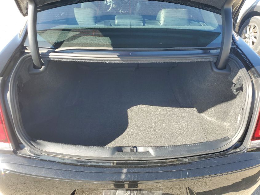 i41540402-2020-chrysler-300_25
