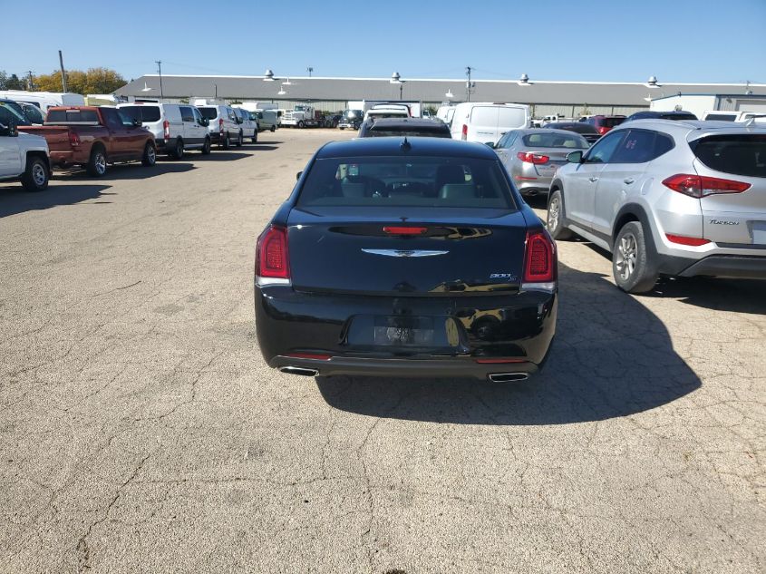 i41540402-2020-chrysler-300_27
