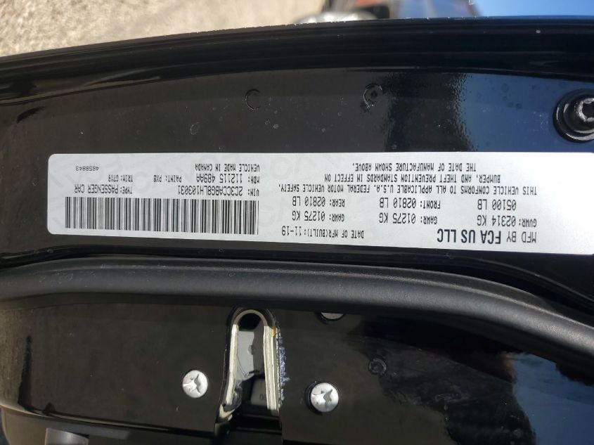 i41540402-2020-chrysler-300_9