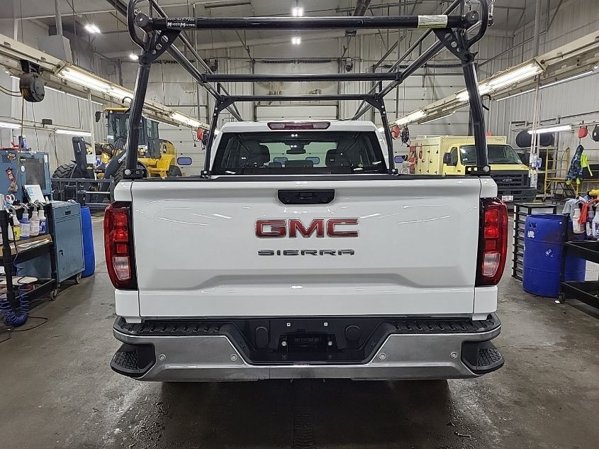 i41540443-2022-gmc-sierra-1500_31