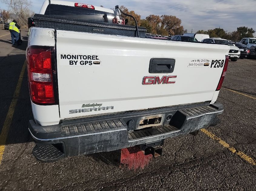 i41541486-2018-gmc-sierra_15