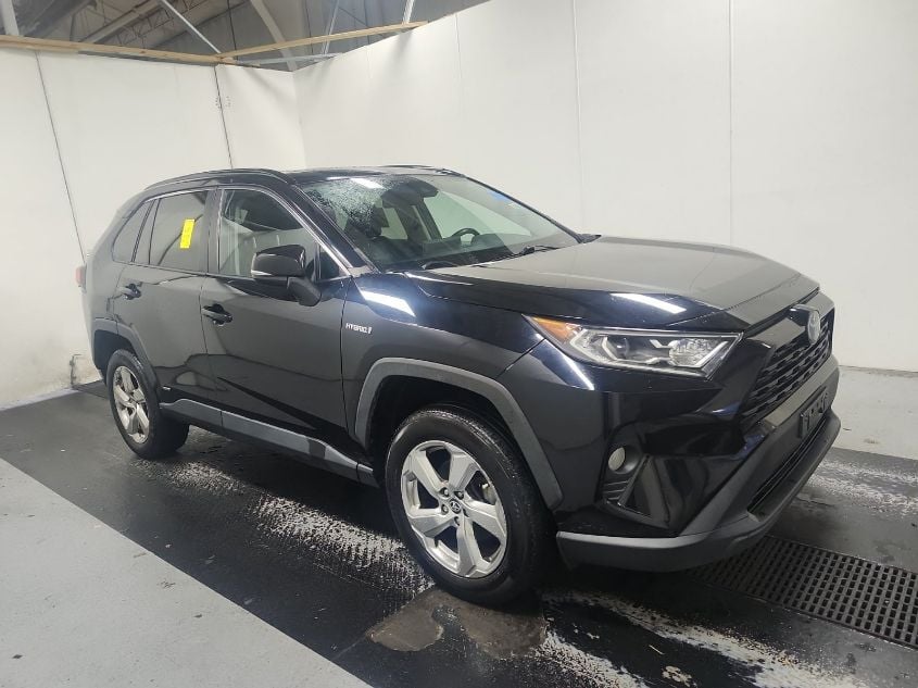 i41543900-2021-toyota-rav4-hybrid_4