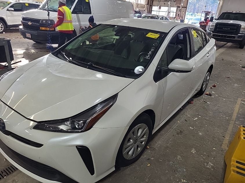 i41545888-2019-toyota-prius_2