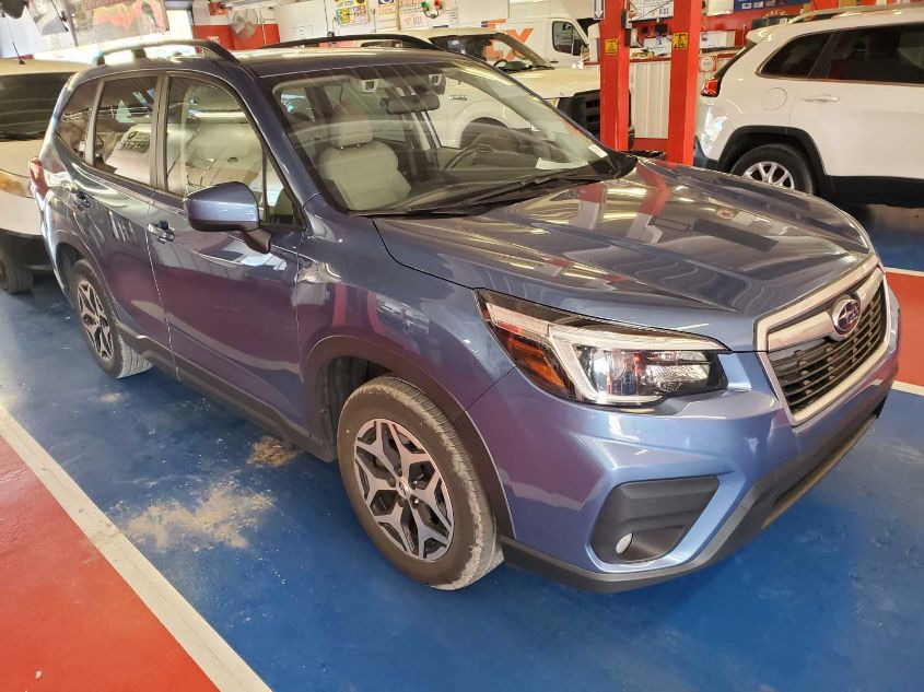 i41547581-2021-subaru-forester_22