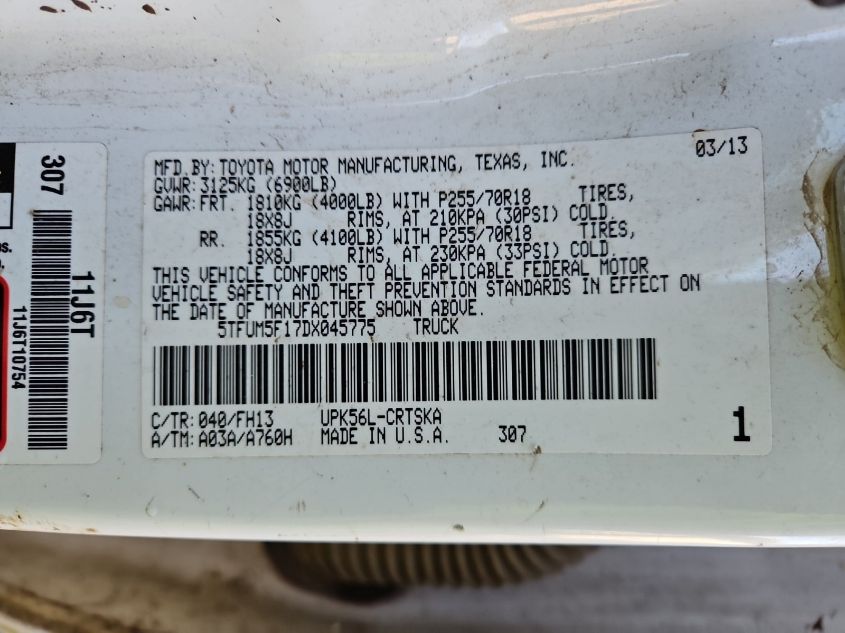 i41549428-2013-toyota-tundra_22