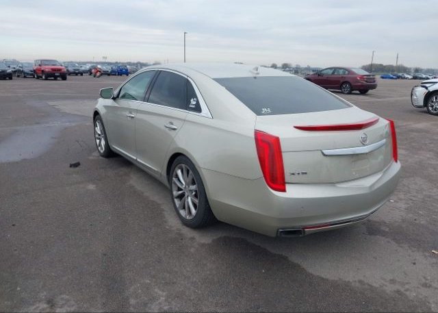 isb111218625-2013-cadillac-xts_3