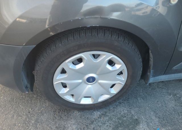 isb111461854-2015-ford-transit-connect_17