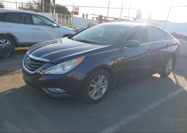 isb127664865-2013-hyundai-sonata_2