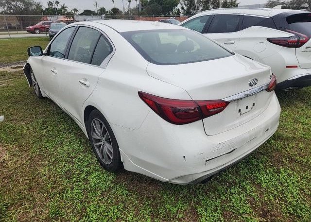 isb139452718-2021-infiniti-q50_3