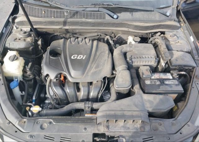 isb151550279-2012-kia-optima_10