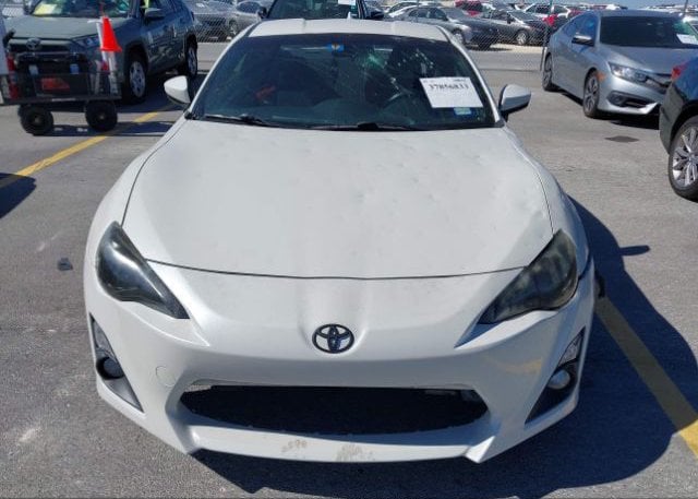 isb156117785-2015-scion-fr-s_12