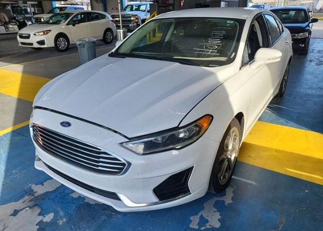 isb161269965-2019-ford-fusion_7