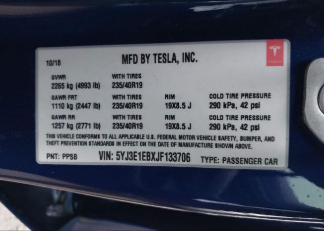 isb178002410-2018-tesla-model-3_9