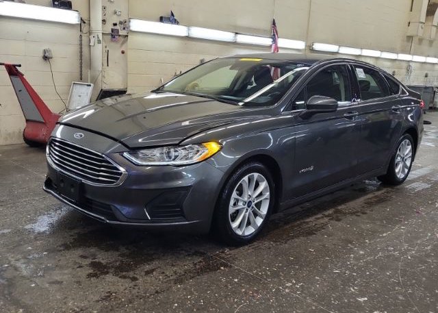 isb194391044-2019-ford-fusion-hybrid_14