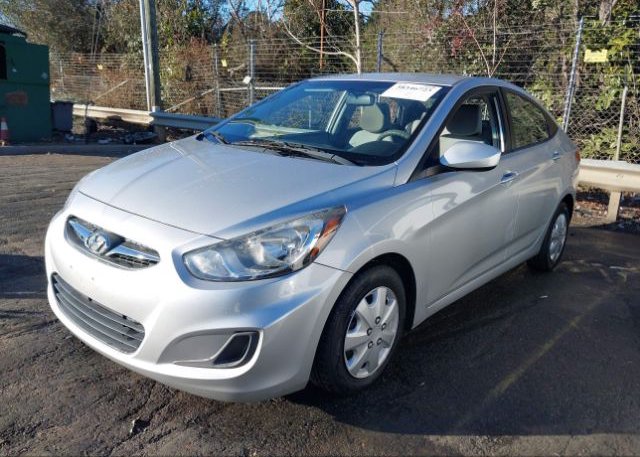 isb195768693-2014-hyundai-accent_2