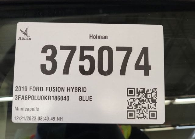 isb200431848-2019-ford-fusion-hybrid_8