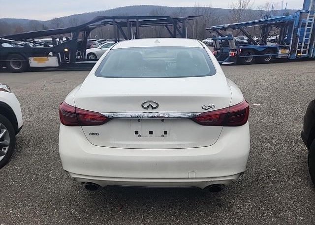 isb206940244-2021-infiniti-q50_19