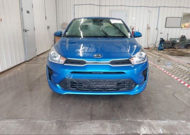 isb208017096-2021-kia-rio_11