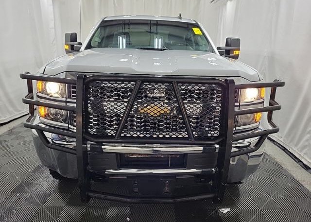 isb224582508-2019-chevrolet-silverado-2500hd_18