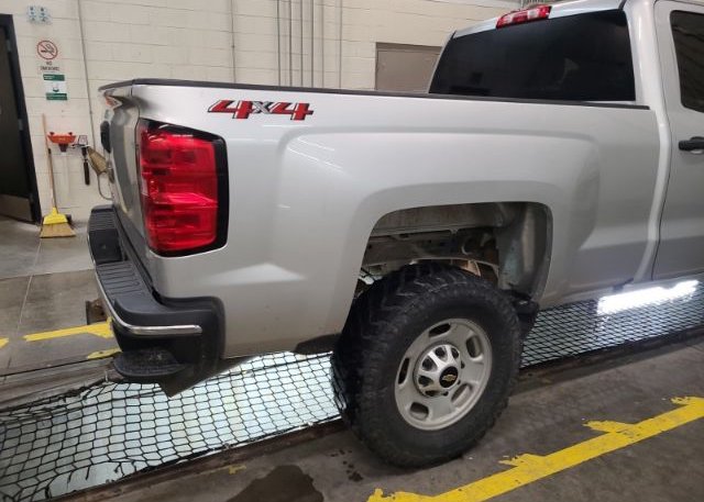 isb224582508-2019-chevrolet-silverado-2500hd_2