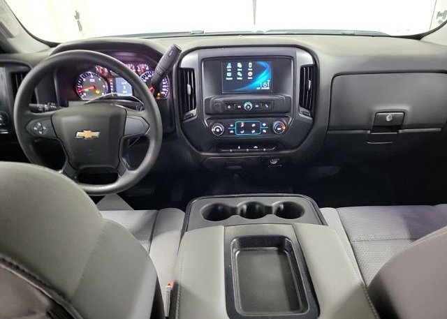 isb224582508-2019-chevrolet-silverado-2500hd_8