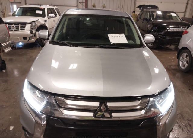 isb234567622-2017-mitsubishi-outlander_6