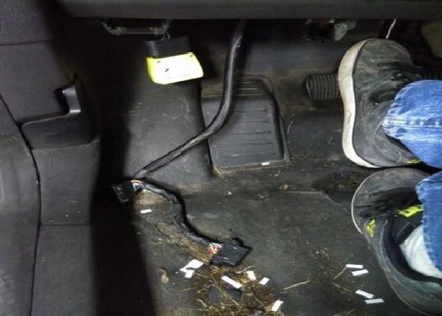 isb239766472-2018-ford-transit-connect_2