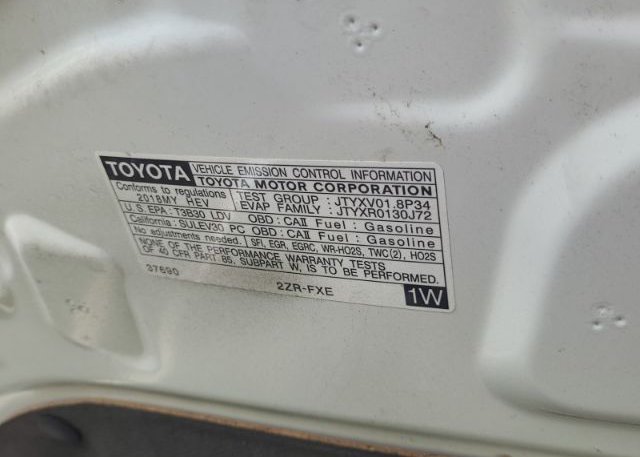 isb248659145-2018-toyota-prius_10