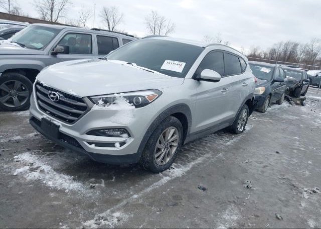 isb255163811-2016-hyundai-tucson_2