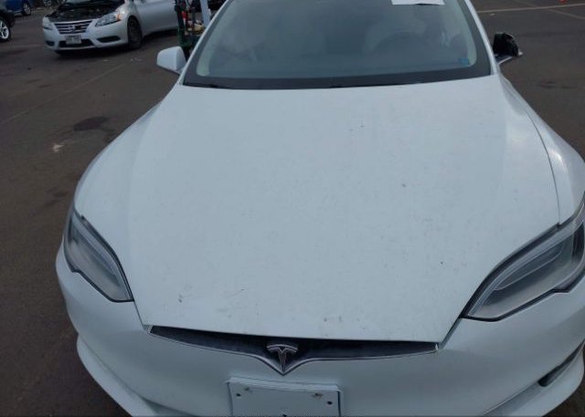 isb255626439-2018-tesla-model-s_10