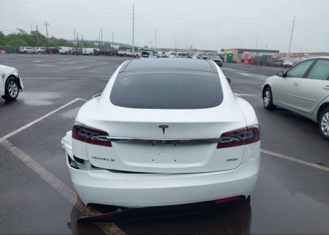 isb255626439-2018-tesla-model-s_16