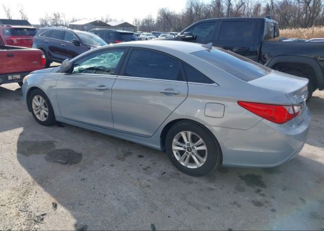 isb260742634-2011-hyundai-sonata_3