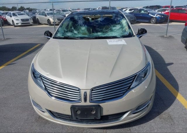 isb263035665-2014-lincoln-mkz-hybrid_12