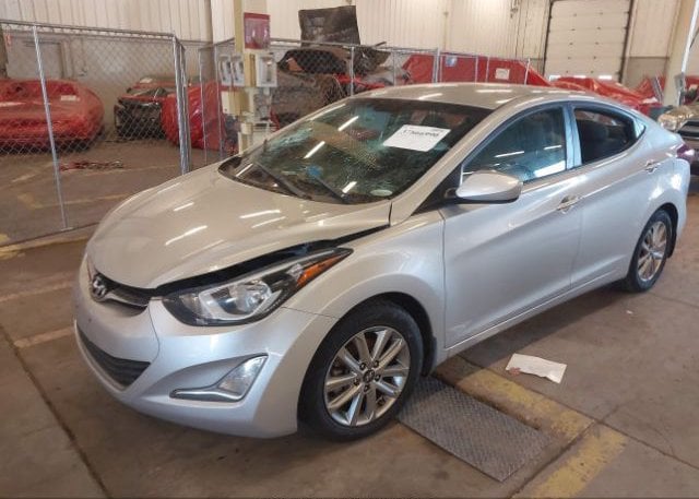 isb263242763-2016-hyundai-elantra_2