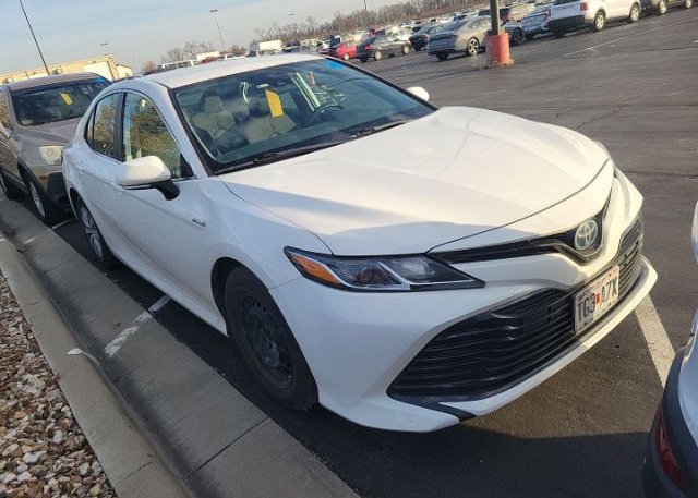 isb276962213-2019-toyota-camry-hybrid_6