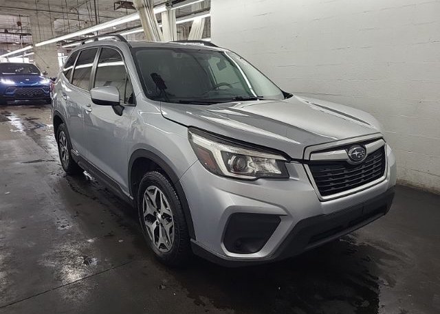 isb301179396-2019-subaru-forester_11