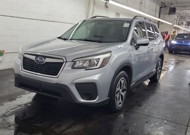 isb301179396-2019-subaru-forester_31