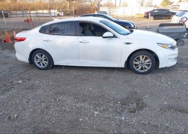 isb309455806-2018-kia-optima_14