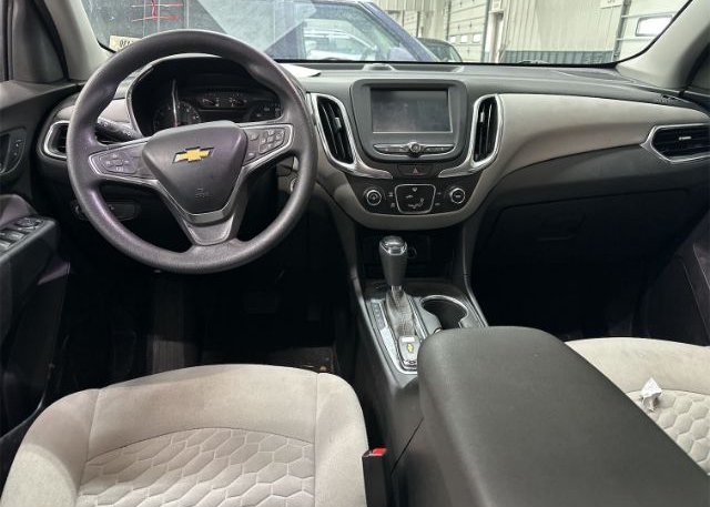 isb317391304-2018-chevrolet-equinox_16