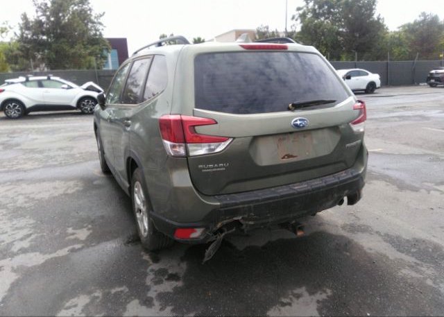 isb318629760-2020-subaru-forester_6