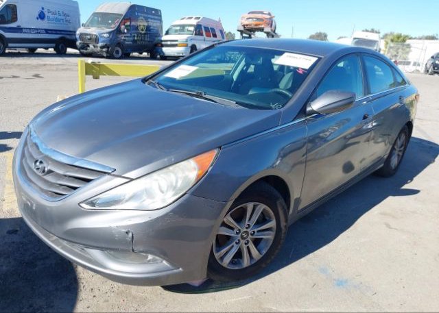 isb329655356-2013-hyundai-sonata_2